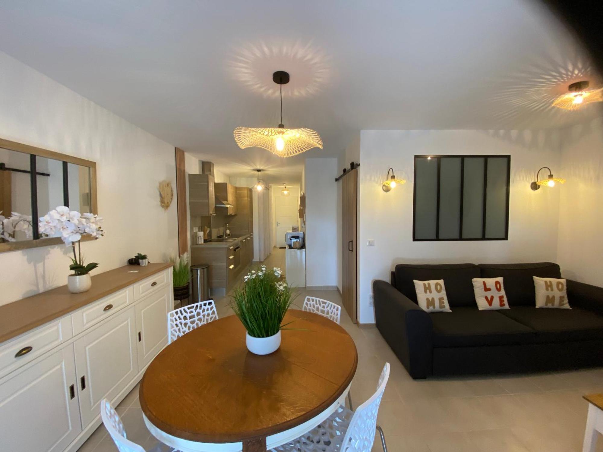 Eden En Luberon Apartment รูสซียง ภายนอก รูปภาพ
