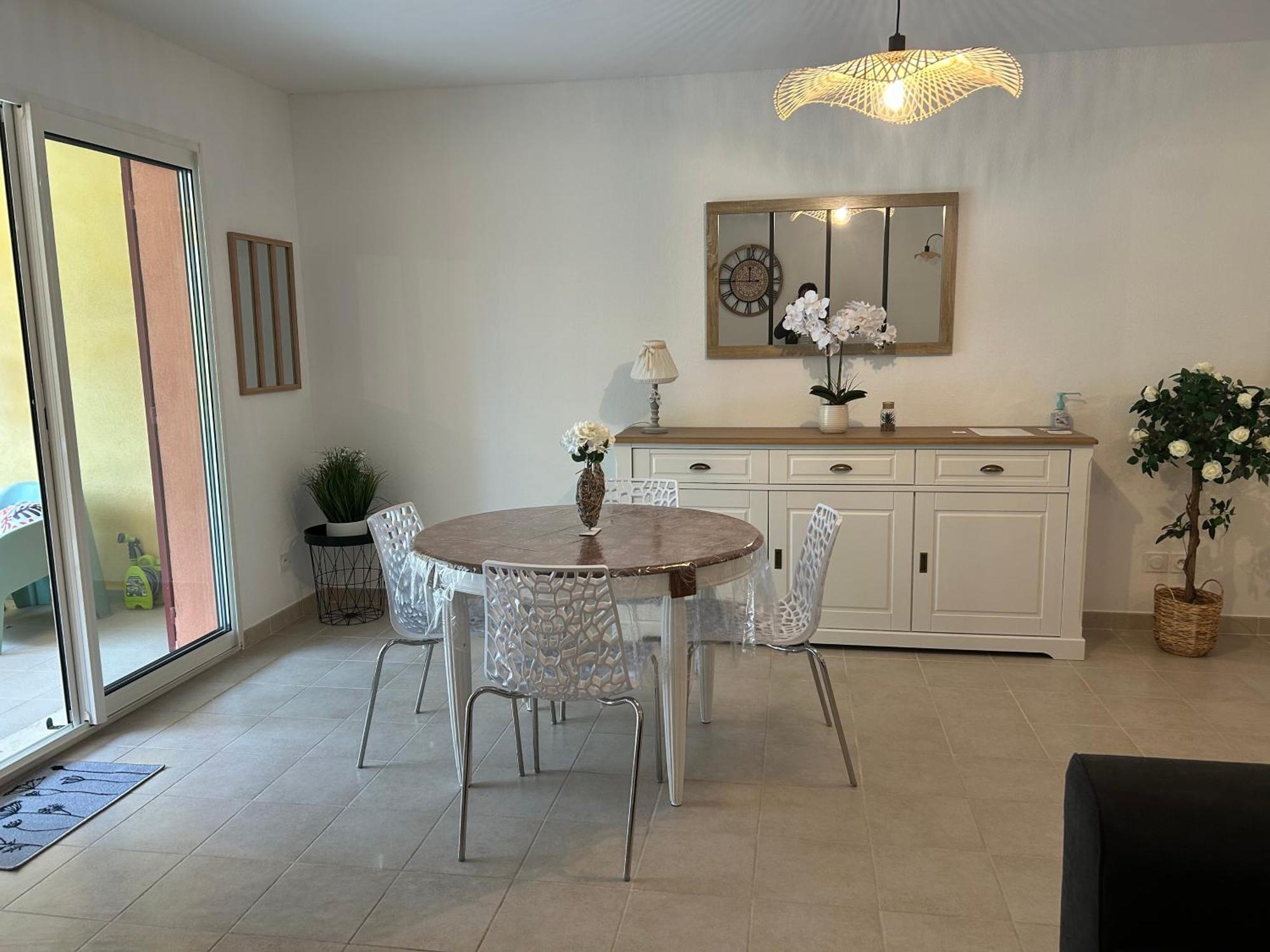 Eden En Luberon Apartment รูสซียง ภายนอก รูปภาพ