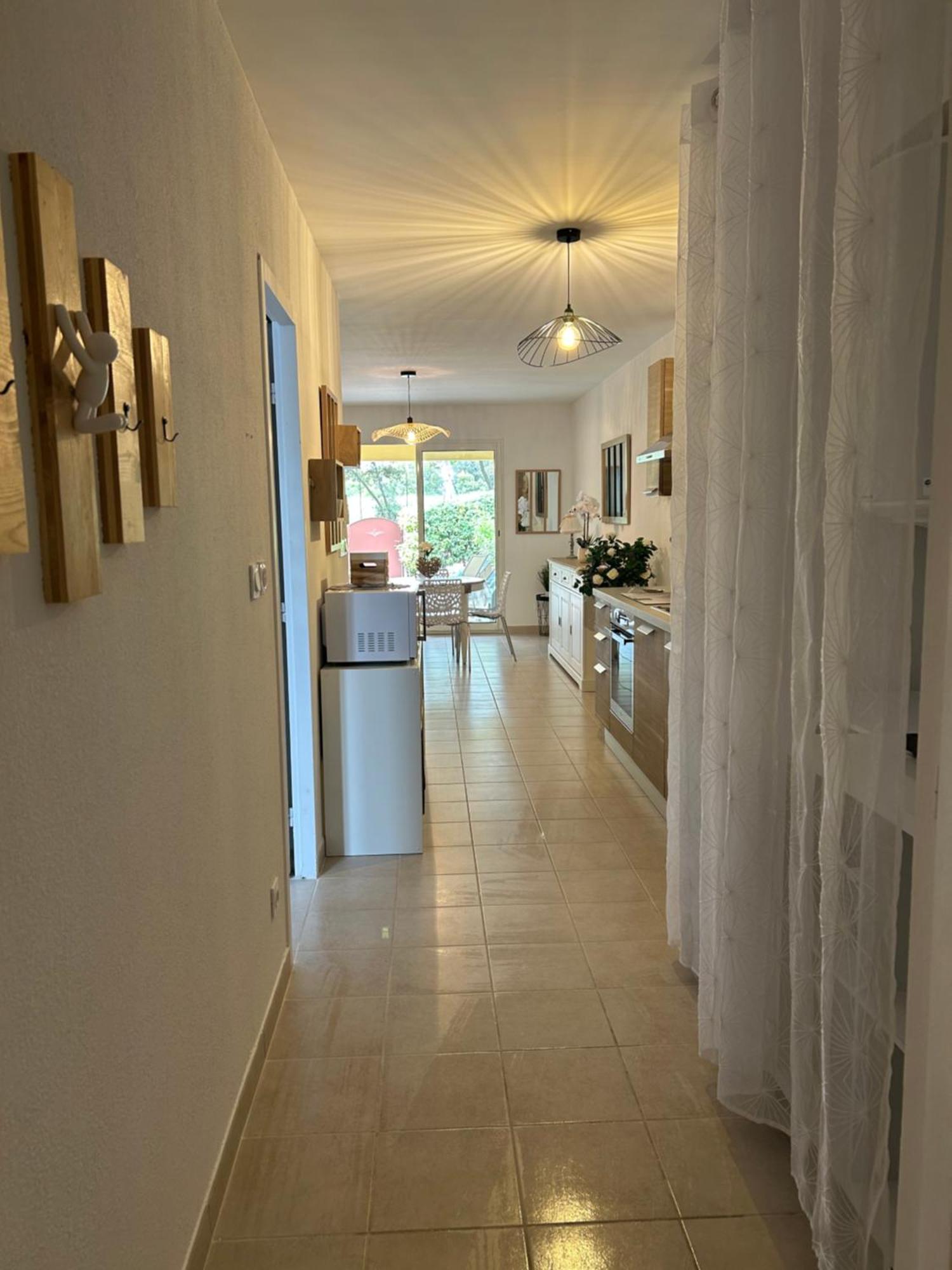 Eden En Luberon Apartment รูสซียง ภายนอก รูปภาพ