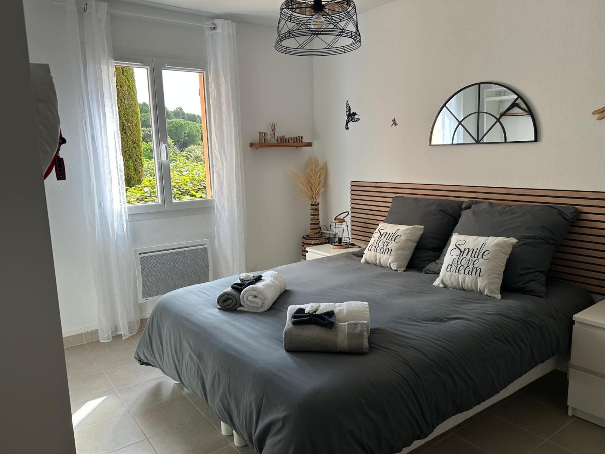 Eden En Luberon Apartment รูสซียง ภายนอก รูปภาพ